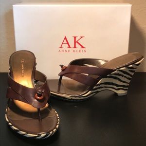 *NEW* Anne Klein Dark Brown Leather Wedges